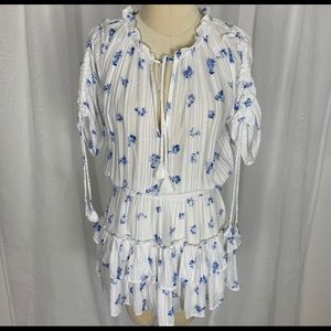 Skylar + Madison white/blue floral dress M